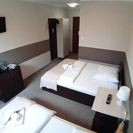 Nad Basenem 2* Andrychów