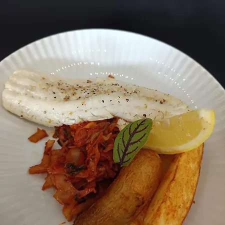 Hotel Nad Basenem 2*