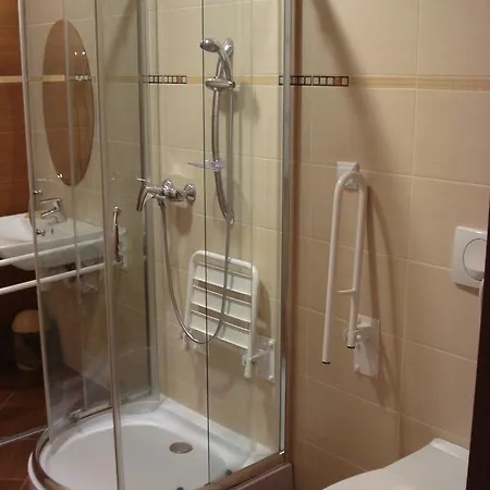 Nad Basenem 2* Andrychów