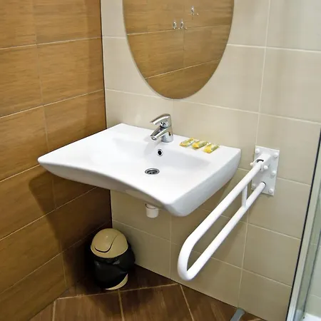 Nad Basenem 2* Andrychów