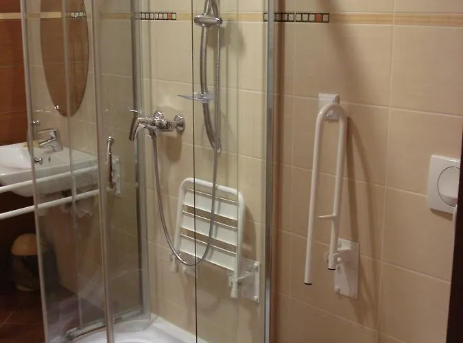 Nad Basenem 2* Andrychów